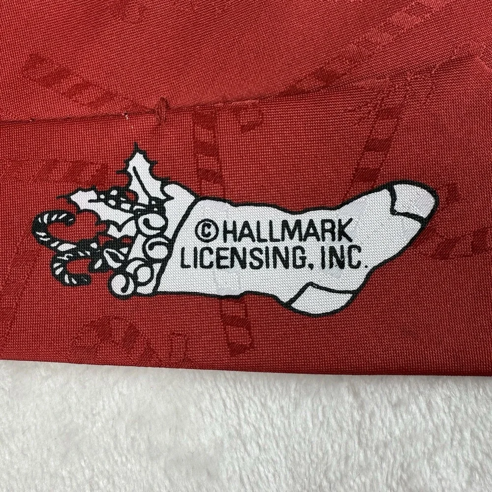 Hallmark Holiday Tie Reindeer Christmas Novelty Necktie Red‎ Yule Festive Cheer